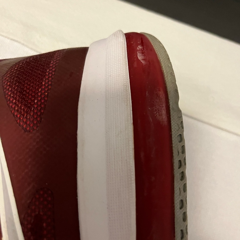 Nike LeBron James Cherry Red Low Top Sneakers Men’s Size 11 UGC See Photos - Picture 11 of 13